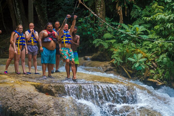 Private Airport Transfer Montego Bay To Negril - Drop-off at your hotel reception in Negril