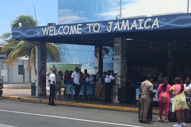 Private Airport Transfer to Hotels and Airbnb in Montego Bay - Meeting Your Driver at Montego Bay Airport Without the Stress