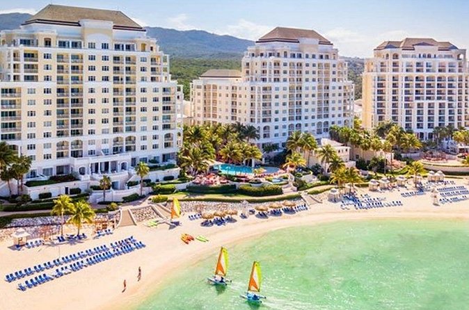 Private Airport Transfer to Jewel Grande Montego Bay Resort - Who This Transfer Fits Best