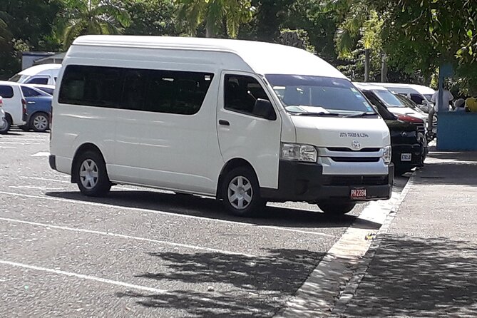 Private Airport Transfers from Montego Bay - What You Can Expect During the Ride (Comfort and Driver Style)
