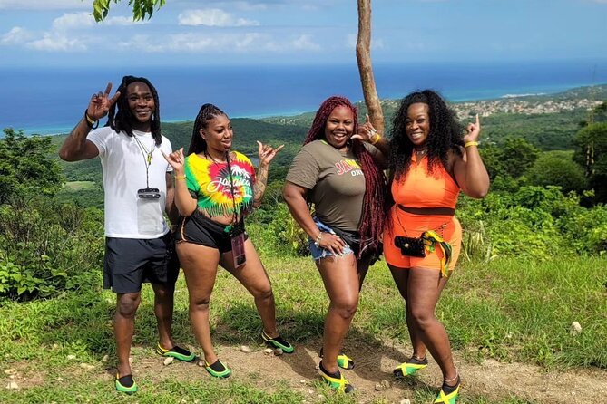 Private ATV Adventure Tour in Montego Bay - Birds and fresh fruit: the farm stop that adds real character