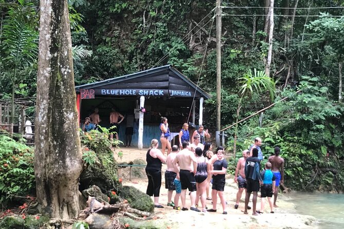 [PRIVATE] Blue Hole & Secret Falls Tour with Entrance Fees - Getting there in comfort, and why pickup location changes the whole day
