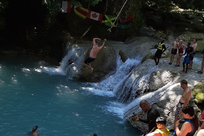 Private Combo Tour From Ocho Rios to Blue Hole and Dunn's River - Driver-Guide Power: Why Names Like Winston and Higgins Show Up in Great Days