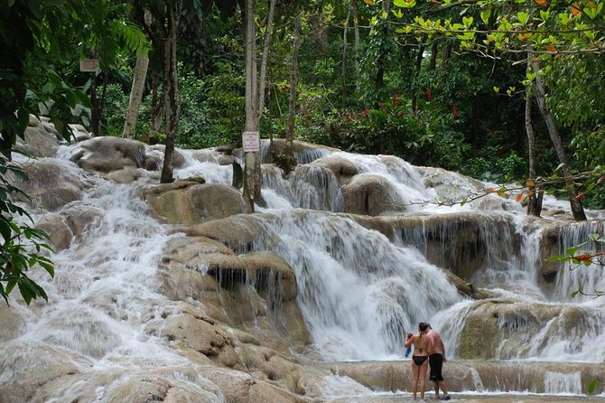[PRIVATE] Dunn's River Falls with Entrance Fees - The climb plan: water shoes, guidance, and pacing for real bodies