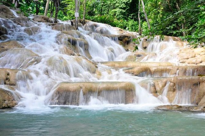 [PRIVATE] Dunn's River Falls with Entrance Fees - Entrance fee included, so you can focus on the water