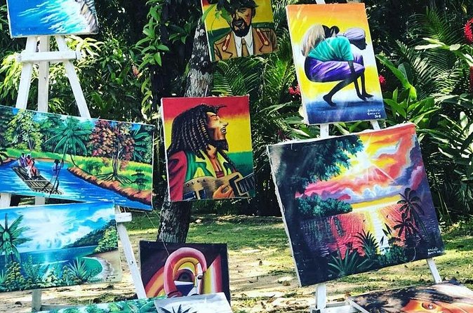 [PRIVATE]Dunn's River & Martha Brae Rafting - Entrance & Lunch - Guides and pacing: why Dale, Adrian, Allen, and Jakes keep getting praised