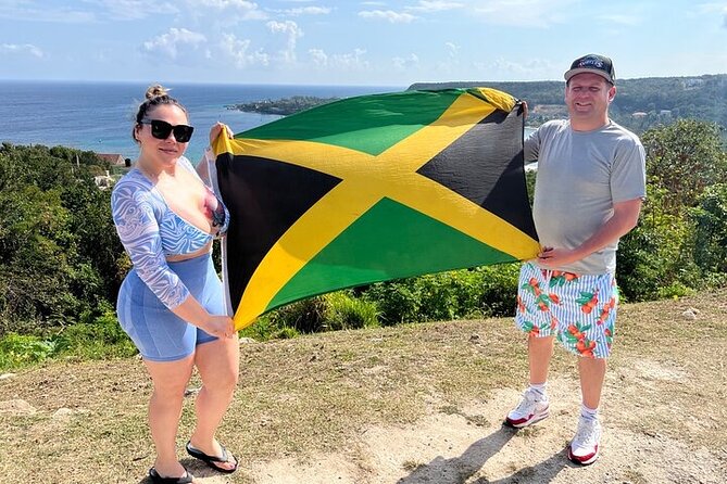 Private fun fill tour from Montego Bay to dunns river & blue hole - Ocho Rios Jerk Center Lunch: What to Order and How to Pace It