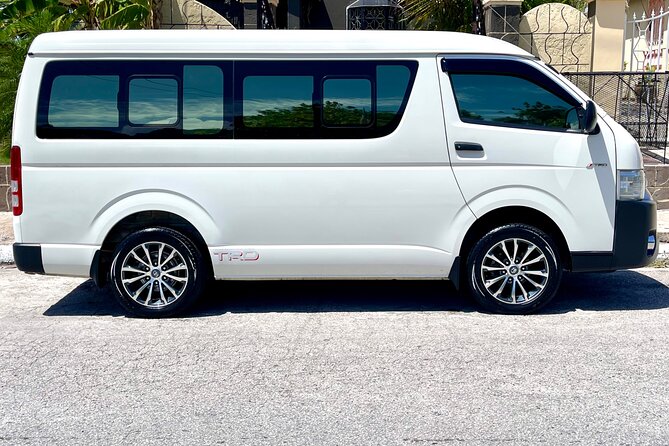 Private Jamaica Transport - Price and value: $30 per person for a short private transfer