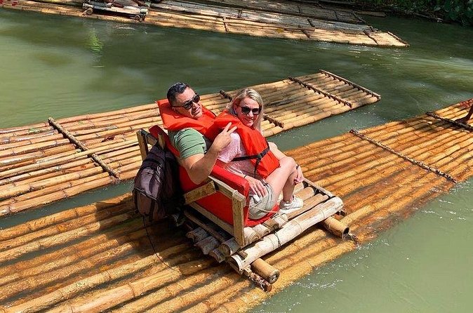 Private Martha Brae River Rafting Tour from Montego Bay - Guides and vibe: what you can hope for on the raft