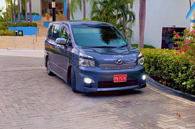 Private Montego Bay Airport Transfer To Hotels in Falmouth - Drop-Off in Falmouth: Hotel Lobby Convenience Without the Search