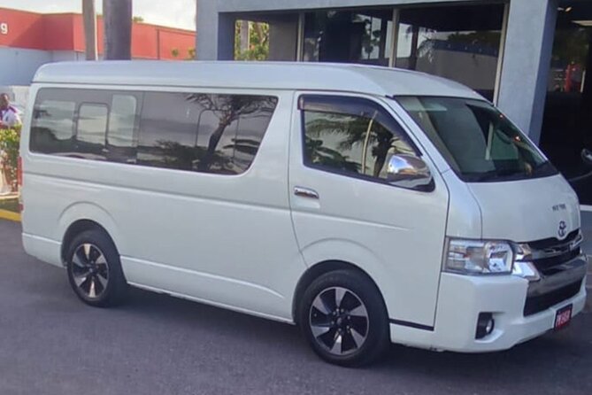 Private Montego Bay Airport Transfer to Montego Bay Hotels - Arrival pickup at MBJ: what you should expect