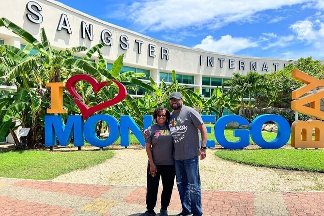 Private Montego Bay Airport Transfer to Ocho Rios - Meet-and-greet at Montego Bay Airport: how you find your driver fast