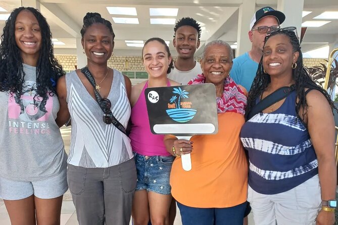 Private Montego Bay Airport Transfer to Riu Palace Aquarelle - Meet your driver at MBJ, and find your ride without guessing