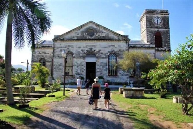 Private Montego Bay Highlight Tour with Local Guide - Beaches optional, up to 1 hour: Tropical Bliss vs Doctor’s Cave