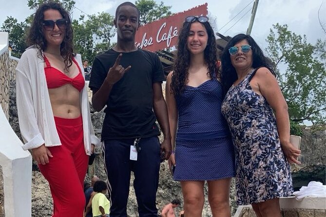 Private Negril 7 Mile Beach and Rick's Cafe Tour from Montego Bay - Private Montego Bay to Negril Transport, Built for Comfort