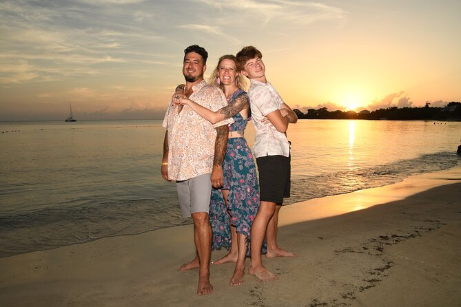 Private Professional Photography Session in Jamaica - Price and package choices: Bronze, Silver, Gold in plain terms