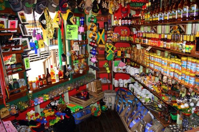 Private Rockland Bird Sanctuary Tour from Montego Bay - The road up, footwear, and comfort for a 3-hour adventure