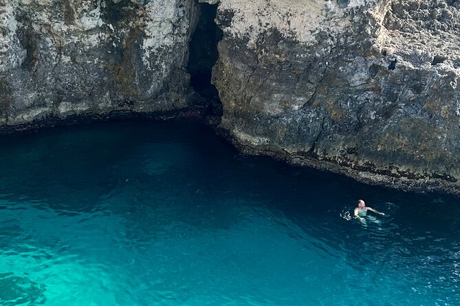 Private Tour for Negril Seven Miles Beach & Rick's Cafe Jamaica - Rick’s Café: why the included ticket is the centerpiece
