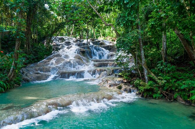 Private Tour From Ocho Rios To Dunn's River Falls - Shopping and lunch on the way back: a practical bonus, not a trap