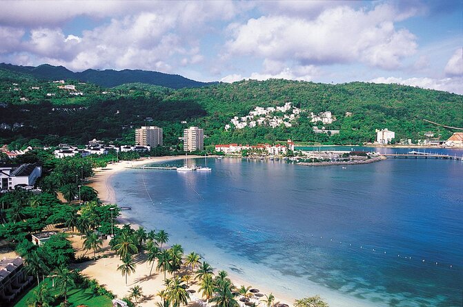 Private Tour From Runaway Bay to Ocho Rios, Blue Hole, Sightseeing and Shopping. - Sightseeing time in Ocho Rios: how to use it well