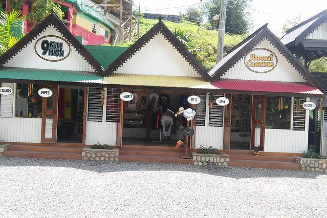 Private Tour Ocho Rios or Runaway Bay To 9 Mile Bob Marley Birth & Resting Place - Driving Back and the Real-Life Timing Reality