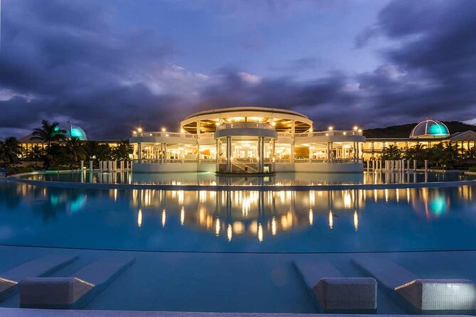 Private Transfer from MBJ Airport to Grand Palladium Hotel - One-Way or Round-Trip: Build It Around Your Schedule
