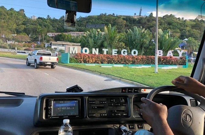 Private Transfer from Montego Bay Airport to Montego Bay Hotels - When This Transfer Works Best (And When You Might Want More)