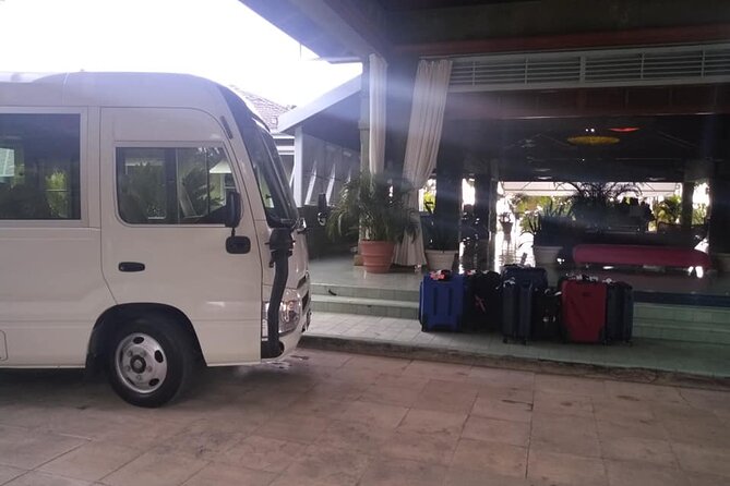 Private Transfer from Negril to Sangster Airport (MBJ) - Price and value: is $60 per person really fair?