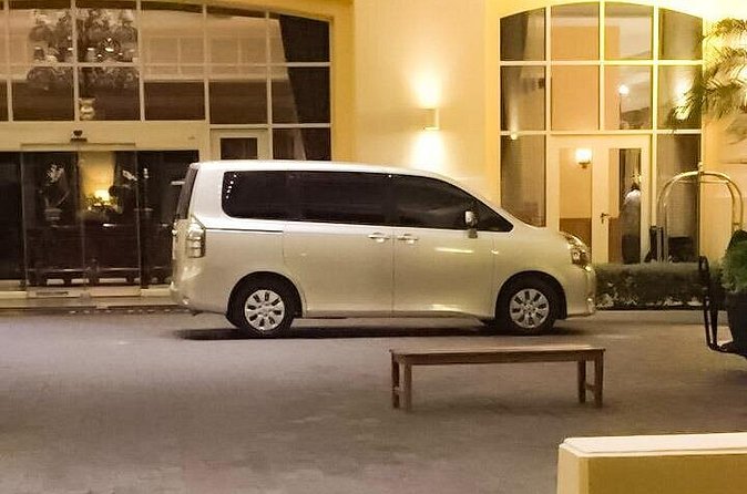 Private-Transfers from MBJ Airport to Montego Bay area hotels - Door-to-Door Drops to Hotels, Villas, and Airbnb Stays