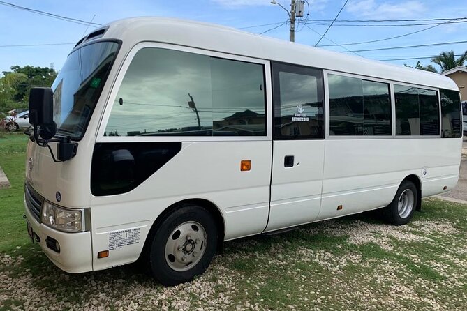 Private Transfers from Montego Bay Airport to Runaway Bay Hotels - The ride quality: air-conditioning, cold water, and driver personality