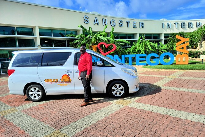 Private Transport: Montego Bay Airport to Grand Palladium - Group Discounts and Mobile Ticketing: Practical Value