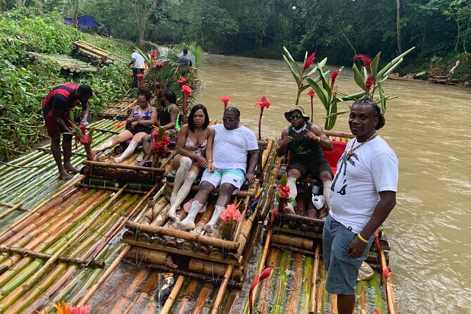 Rafting on the Martha Brae - Getting there from Montego Bay: air-conditioned pickup and real-world timing