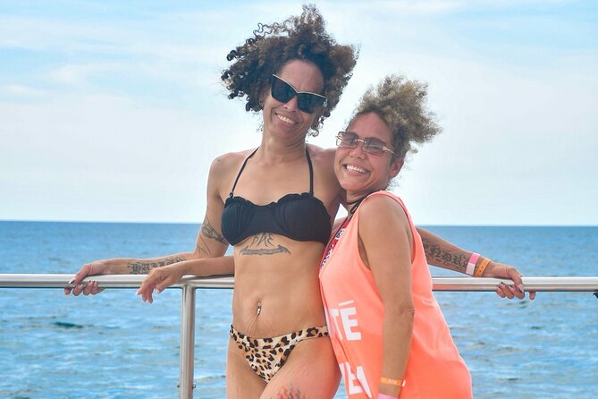 Ricks Cafe Cruise Snorkeling Open Bar DJ OCEAN EDEN BAY/CORAL - Who This Catamaran Cruise Fits Best