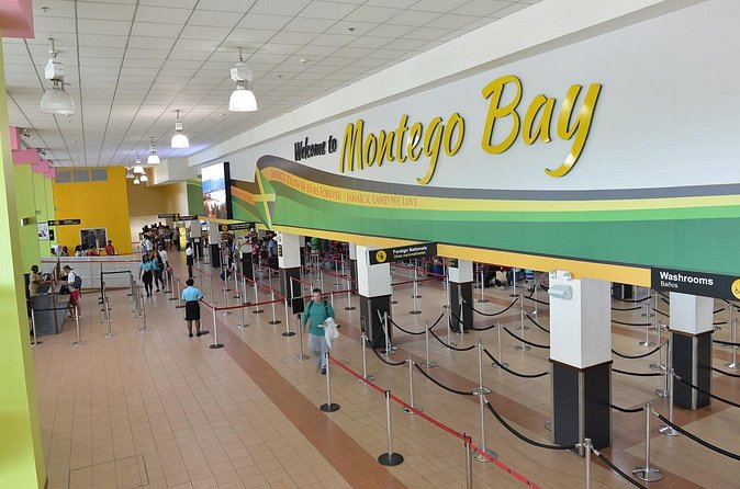 Riu Reggae/Riu Montego Bay/Riu Palace Private Airport Transfer - How the Service Handles Flight Delays and Changes