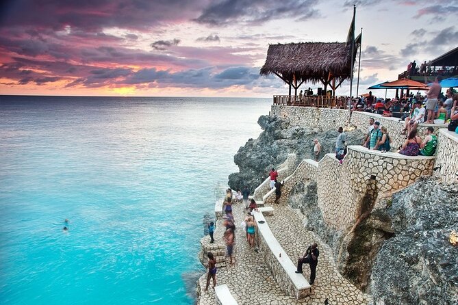 River Rafting with {Limestone Massage} & Ricks Cafe from Montego Bay - The in-the-moment experience: what the day feels like step by step