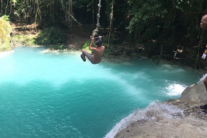 Roundtrip Private Shuttle from Ocho Rios to Blue Hole and Back - Pickup in Ocho Rios, from cruise ship or hotel