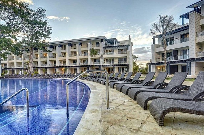 Royalton Negril Resort Airport Transfer - How the pickup process really works (and why it feels easier)