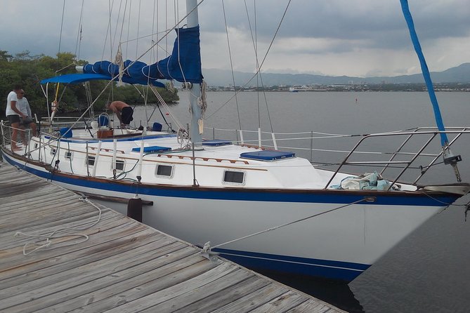 Sailing Adventure Cruise from Montego Bay - Captain Chris and the safety vibe on a private charter