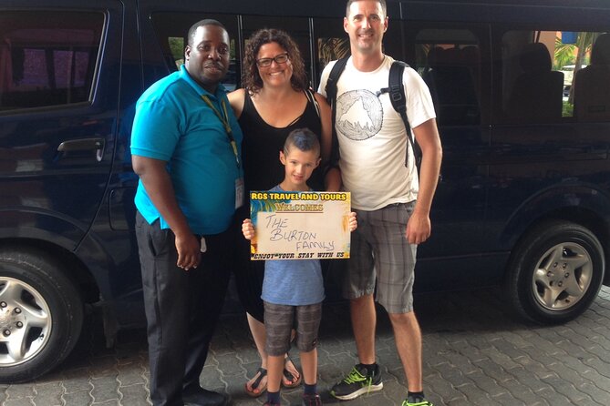 Sangster International Airport Private Transfer to Montego Bay - The Vehicle: Air-Conditioned Comfort, Clean and Reliable