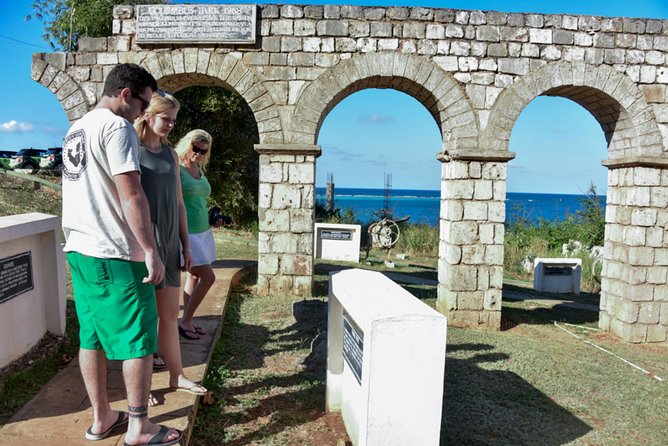 Self-Driven MINI Cooper Tour From Montego Bay To Ocho Rios - Lunch in Ocho Rios: Fuel That Lets You Enjoy the Afternoon