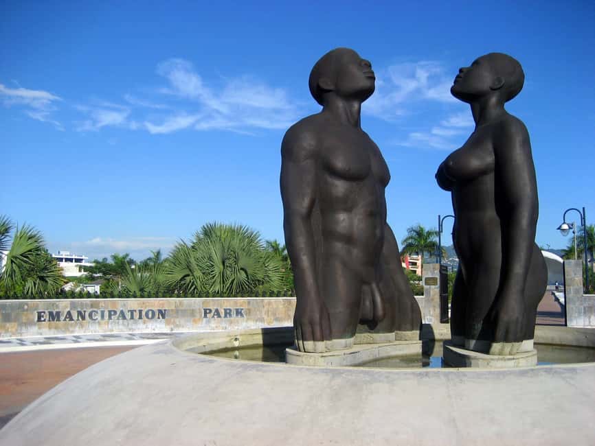 Shared/Private Full Day Blue Mountains Tour -Top Attractions - Emancipation Park and the Bob Marley Museum: reggae history, not just photos