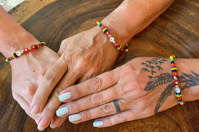 Souvenirs workshop A Mi Mek It! in Montego Bay Jamaica (FR & EN) - Choosing your three Jamaican souvenirs: what you can make