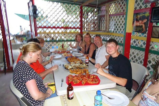 Taste of Jamaica Food Tour from Ocho Rios - Ocho Rios Jerk Centre Lunch: Jerk Chicken or Pork With Rice and Peas